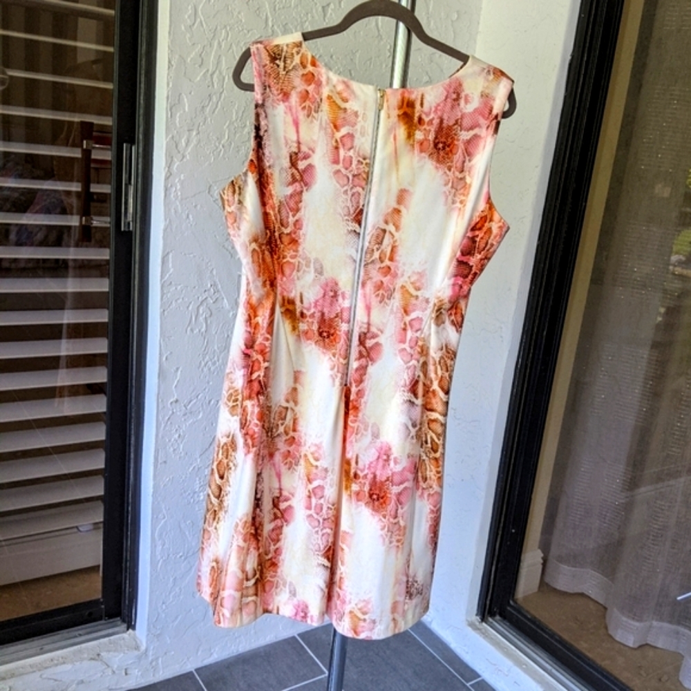 NWOT CALVIN KLEIN ANIMAL PRINT DRESS - Picture 4 of 5